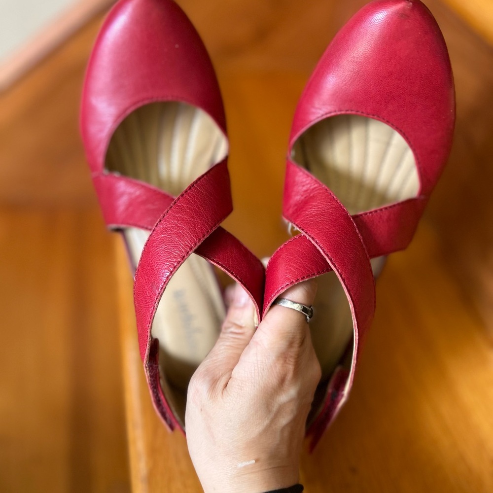 Easyspirit Red Women's Shoes
